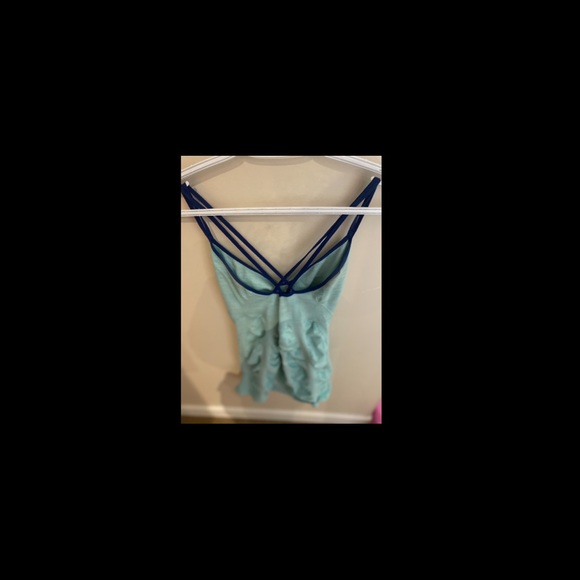 Tank top for work out - Picture 2 of 2